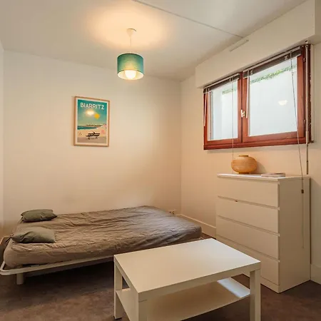 Renove Avec Piscine, Wi-fi, Proche Centre Et - Fr-1-3-610 Apartmán *