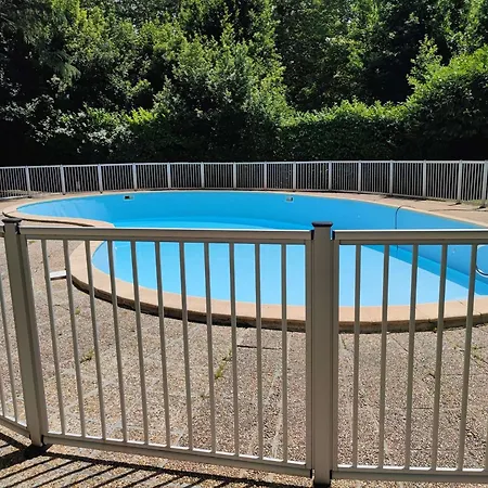 Apartment Studio Renove Avec Piscine, Wi-fi, Proche Centre Et Plage - Fr-1-3-610